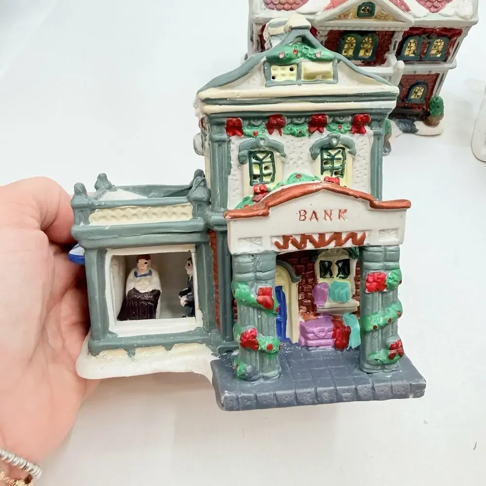 Vintage 2005 Windham Heights Bank City Hall Coffee House Village Christmas Decor